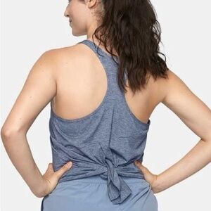 Outdoor Voices Tie - Back Split Workout Top Size Medium